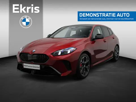 BMW 1 Serie 120 M Sportpakket Pro | Premium Pack | Achteruitrijcamera | Extra Getint Glas | Driving 