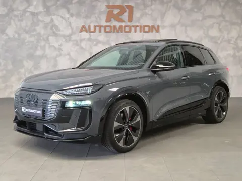 Audi Q6 e-tron 3x S LINE Edition one 100 kWh 388PK|BTW|PANO|360CAMERA|HUD|KEYLESS|B&O|RS SEATS|AMBIE