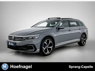 Volkswagen Passat Variant 1.4 TSI PHEV GTE | Schuifdak | Trekhaak | Camera | Adaptive Cruise | Stoel