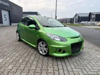MAZDA 2 1.5 IMPRESSION SPORT  /CUSTOM APARTE AUTO 