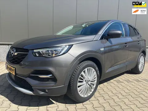 Opel Grandland X 2019 | Ruime Gezins SUV | Camera | Comfort | Incl. 1 jaar APK