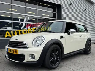 Mini Mini Clubman 1.6 One Holland Street - Panorama dak I Navigatie I Airco I 1/2 Leer I Sport velge