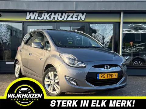 Hyundai Ix20 1.4i i-Vision met Panorama dak !!! Climate !!! Cruise !!! Nap !!!