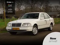 Mercedes-Benz C-Klasse 180 Classic | Youngtimer! | Notenhout | Automaat | 2e Eig. | Uniek kmstand.