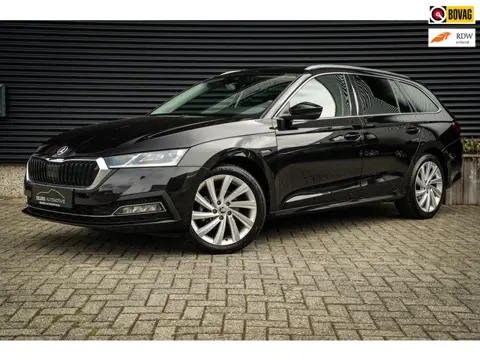 Skoda Octavia Combi 1.5 TSI ACT Style | ACC | Clima | Stoelverw. | CarPlay | Metalic | Navi | Blueto