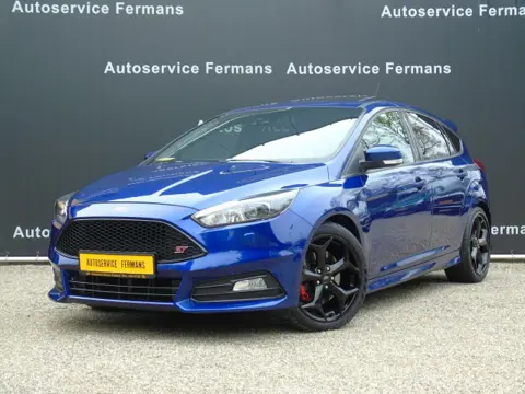 FORD FOCUS 2.0 ST 250 PK - 2016 - 113DKM - Recaro - Schuifdak 