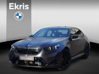 BMW M5 Sedan M Driver's Pack | M Drive Professional | Comfort Pack | Bowers & Wilkins | M Carbon-ker