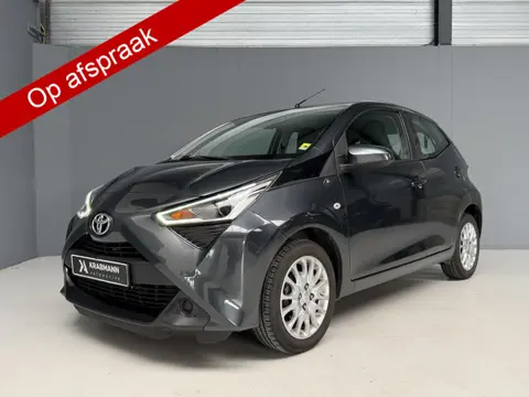 Toyota Aygo 1.0 VVT-i x-play DAB|Camera|Carplay|Automaat