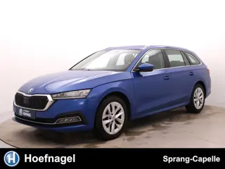 Skoda Octavia Combi 1.5 e-TSI Style | Adaptive Cruise | Navi | Camera | Stoelverwarming | CarPlay