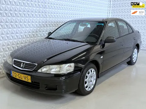 Honda Accord 2.0i LS Sedan AUTOMAAT met AIRCO én APK (2001)
