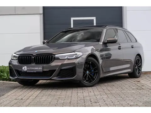 BMW 5-serie Touring 530e xDrive Executive M-Pakket Pano