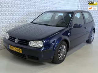 Volkswagen Golf 1.6 Trendline in prima staat! 180.000km (2000)