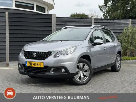Peugeot 2008 Blue Lion 1.2 PureTech 130PK Navigatie, Parkeersensoren Achter, Panoramadak, Trekhaak, 