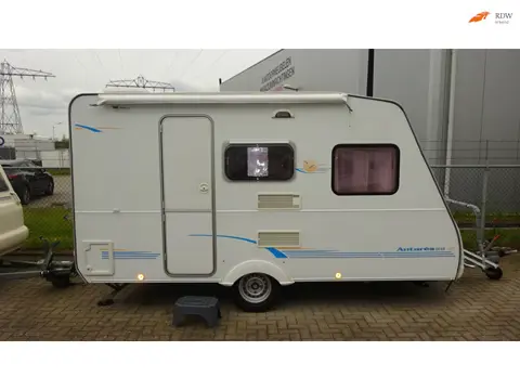 Caravelair Antaris LUXE 395 2003 VASTBED Treinzit 690 kg TOP