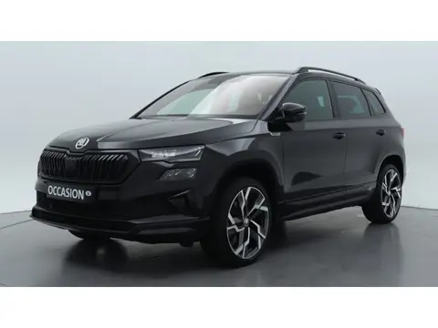 Škoda Karoq 1.5 TSI 150pk ACT Sportline Business DSG / Navigatie / Stoelverwarming / Camera / Trekha