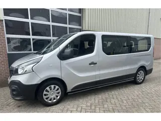 Renault Trafic Passenger 1.6 dCi L2 9 persoons 21.950 incl.BTW/BPM Airco,Cruise,Navi,Pdc,Trekh