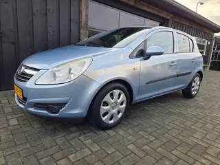 Opel Corsa 1.4-16V Enjoy *GERESERVEERD*