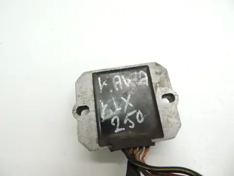 SPANNINGSREGELAAR Kawasaki KLR 250 1984 - 1990