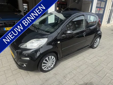 Peugeot 107 1.0 Active AUTOMAAT/5-DEURS/NL AUTO (bj 2013)