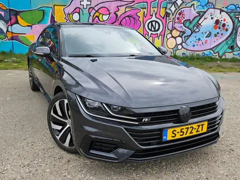 Volkswagen Arteon 2.0 TSI Business R-line