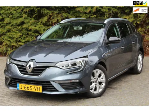Renault Mégane Estate 1.3 TCe Limited 140PK Automaat | Trekhaak | Parkeersensoren | Navigatie | Clim