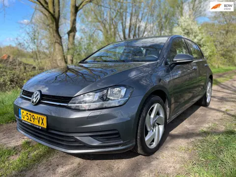 Volkswagen Golf 1.0 TSI Trendline LED/P sensor/Stoel verwarming/Apple Carplay