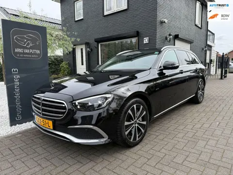 Mercedes-Benz E-klasse Estate 300 de Facelift / Luxury Line