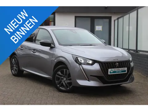 Peugeot 208 1.2 100pk Automaat Allure pack Navi, Camera, Cruise, DAB, Pdc, Led, Black Pack.