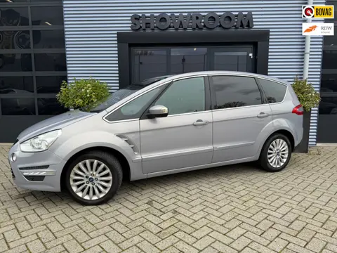 Ford S-Max 1.6 EcoBoost Titanium 7-Zitter|Leder|PANO|Trekhaak|Cruise|Dodehoekdetectie|NAVI