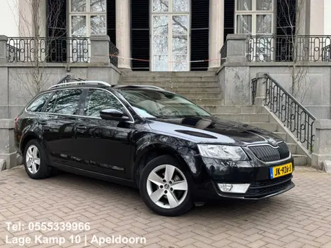 Skoda Octavia Combi 1.6 TDI Navi Leder Climate Cruise Ctr Stoelverwarming Pdc Full Options
