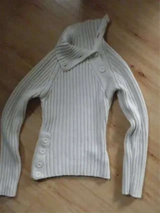 Een zak met Dames WINTER kleding S/M