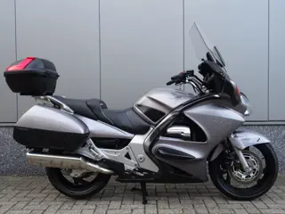 Honda ST 1300 PAN EUROPEAN ABS (bj 2003)