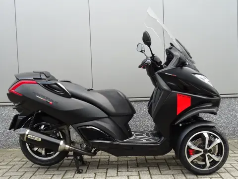 Peugeot METROPOLIS 400 RXR (bj 2017)