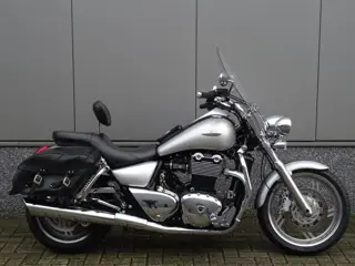 Triumph THUNDERBIRD 1600 (bj 2009)