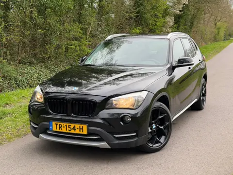 BMW X1 XDrive18d Business+ | Automaat + Clima + Navi |