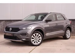 Volkswagen T-Roc 1.5 TSI Sport LED | Trekhaak | Carplay | Camera | Virtual Cockpit | PDC