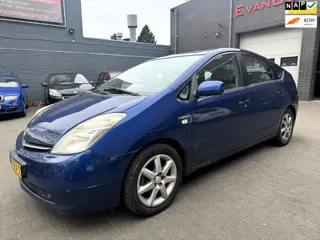 Toyota Prius 1.5 VVT-i Business Edition