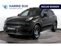 Lynk & Co 01 1.5 PHEV 261PK MY23 | Afn. Trekhaak | Donkere hemel | 360 Camera | 7.4 kWh Boordlader |
