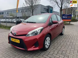 Toyota Yaris 1.5 Full Hybrid - CAMERA - CRUISE - NETJES !