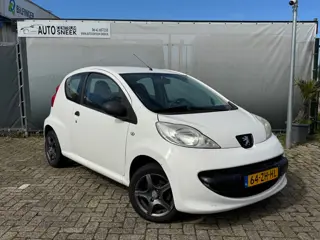 Peugeot 107 1.0-12V XR - NWE APK - Leuke beginnersauto