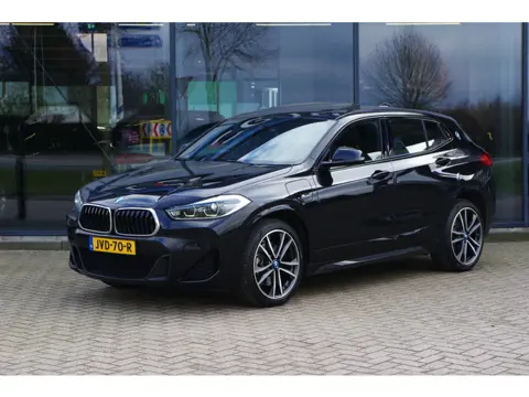 BMW X2 xDrive25e 220 PK High Executive M-Sport PHEV, Panoramadak, LED, Camera