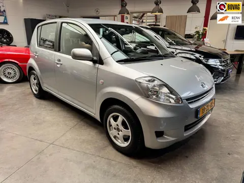 Daihatsu Sirion 2 1.3-16V Prestige