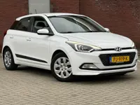 Hyundai I20 1.0 T-GDI Comfort|LED|NAVI|R.CAMARA|NAVI|TREKHAAK|NAP