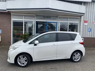 Toyota Verso-S 1.3 VVT-i Dynamic Leer Automaat Trekhaak