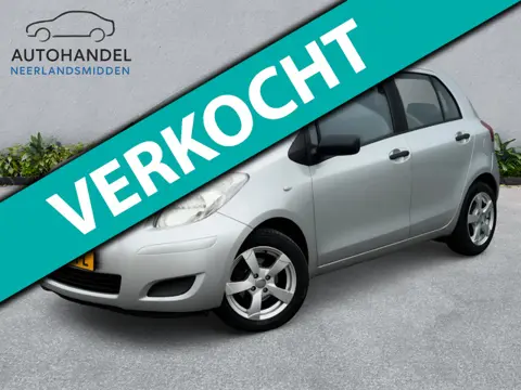 Toyota Yaris 1.3 VVTi Comfort airco 5 deurs