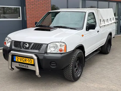 Nissan NP 300 Navara 2.5