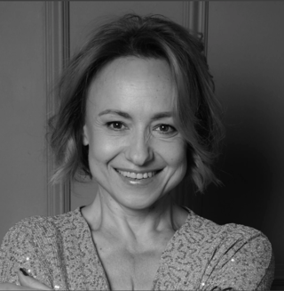 Ik ben een rustig type, kan genieten om samen in de zetel te hangen,