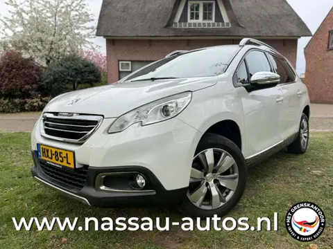 Peugeot 2008 1.2 PureTech 110PK Allure Parelmoer Wit APK 03/2027