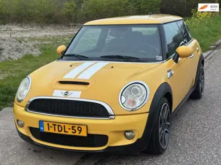 Mini Mini 1.6 Cooper S ECC Audio/CD Electric pakket Leder/Stof Cruisecontrol ABS ESP Sportstoelen LM