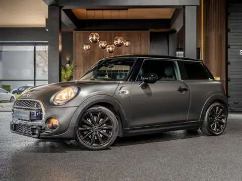 Mini Mini 2.0 Cooper S Chili Serious Business MattZwart/Navi/Pdc